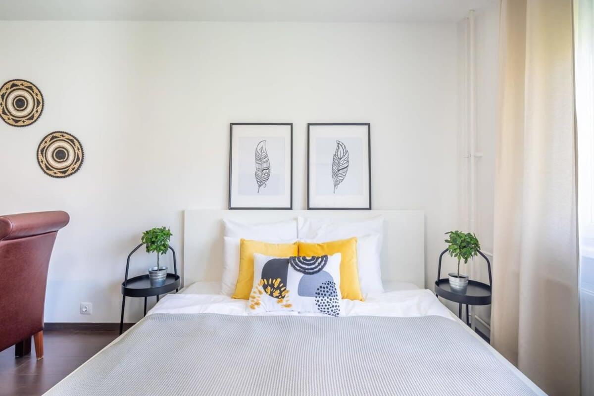 Sunny Balcony - Cute And Cozy Apartment Budapest Exterior photo