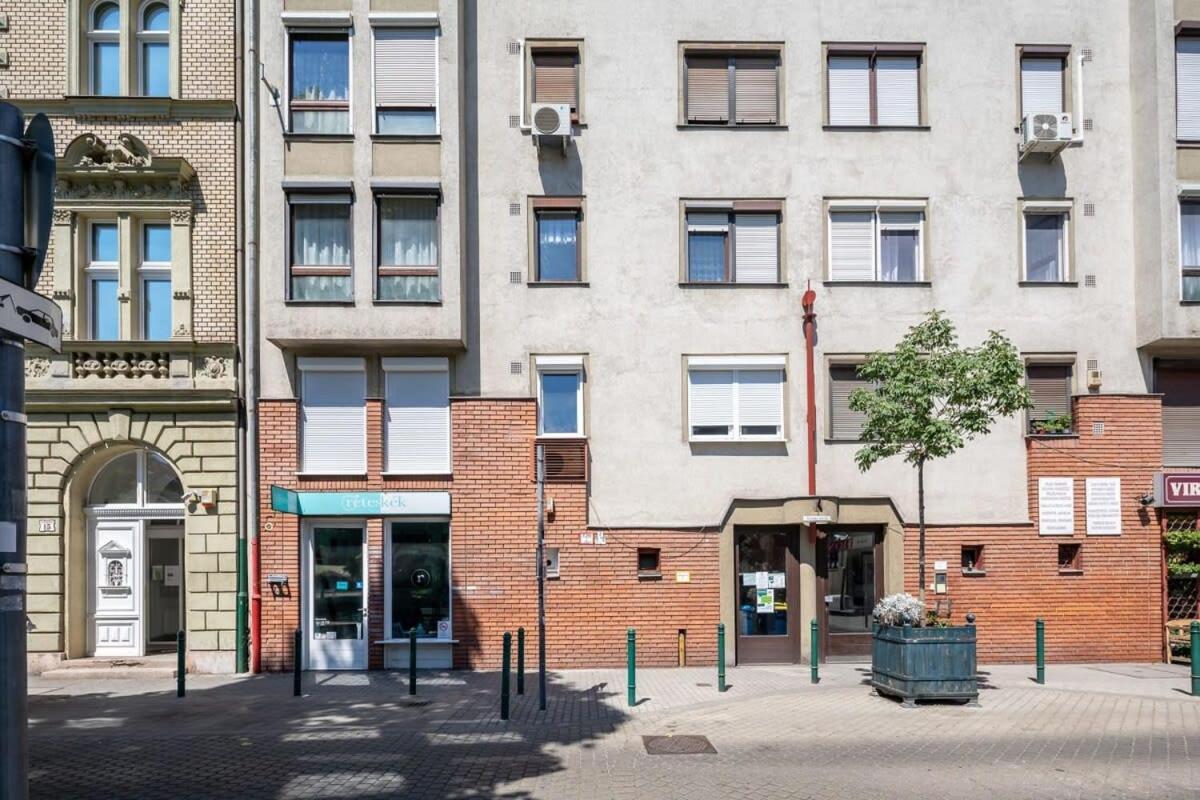 Sunny Balcony - Cute And Cozy Apartment Budapest Exterior photo